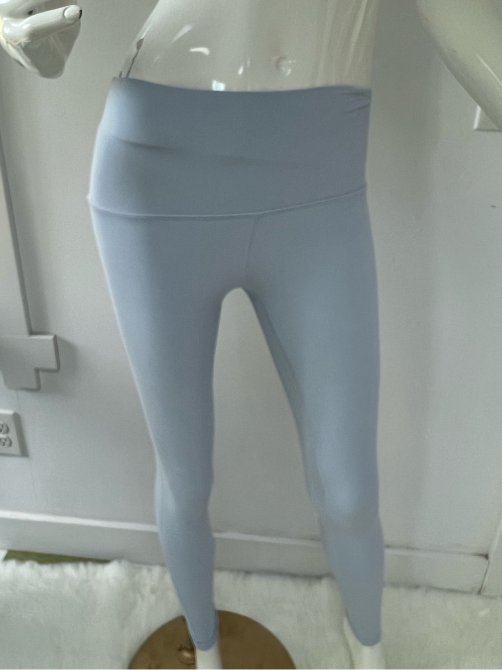 Lululemon Align High Rise leggings pants light pale blue Yoga gymnastics size 2